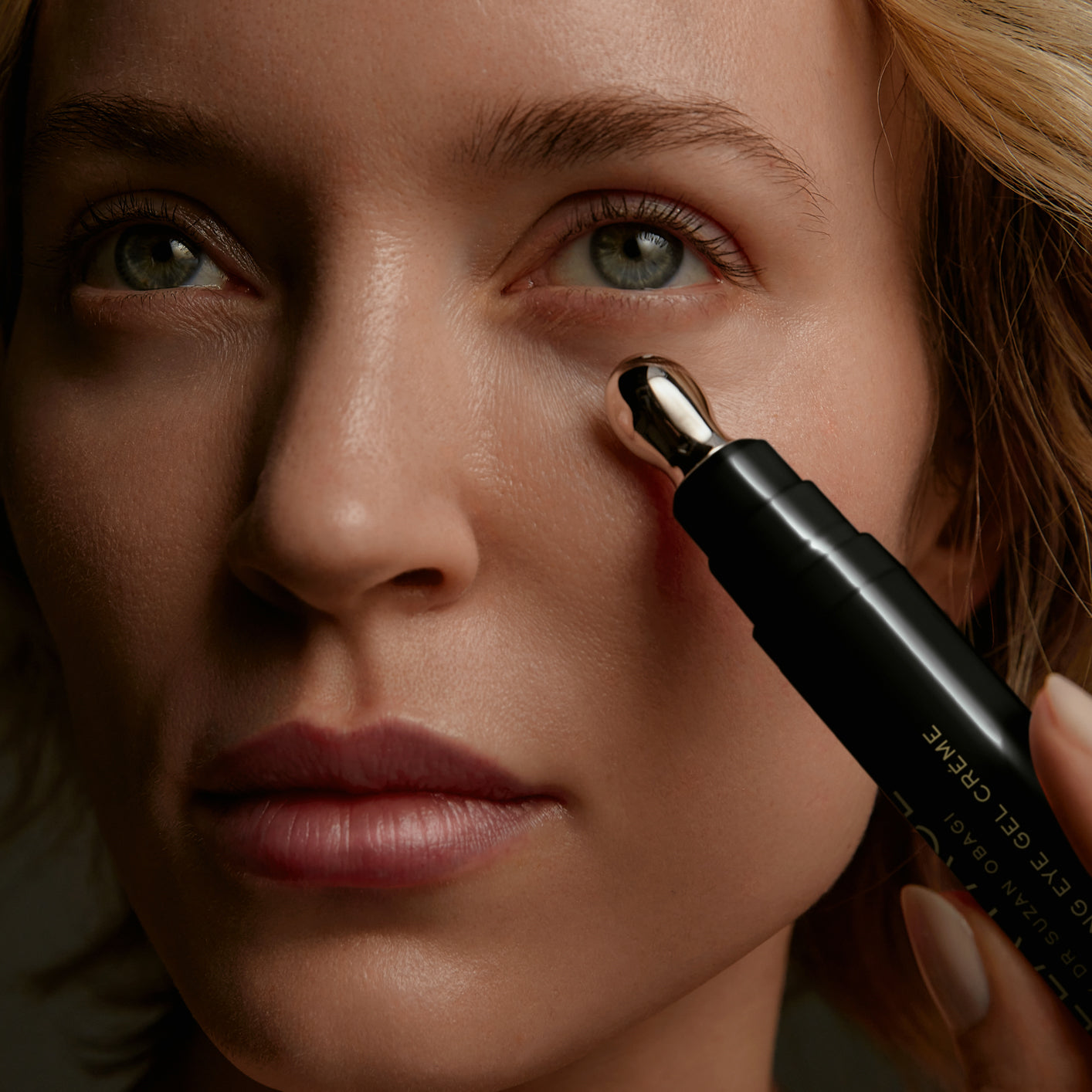 REVITALIZING EYE GEL CRÈME